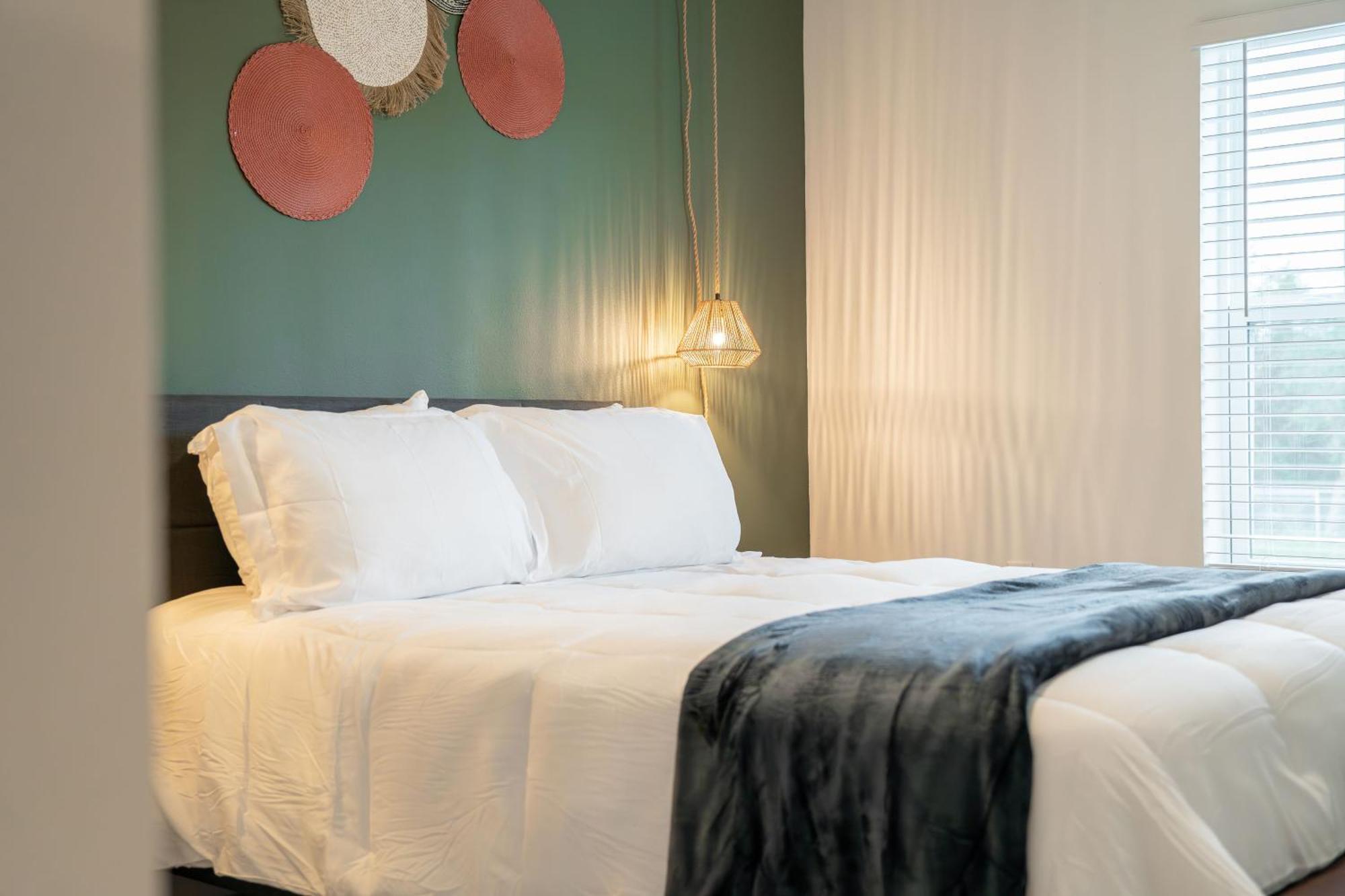 Complete Apartment ,10 Min To Parks Pets Allowed, Resort-Style Amenities أورلاندو المظهر الخارجي الصورة